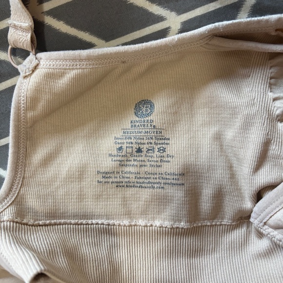 Kindred Bravely Sublime® Hands-Free Pumping & Nursing Bra Beige Tan Size Medium - Picture 9 of 9